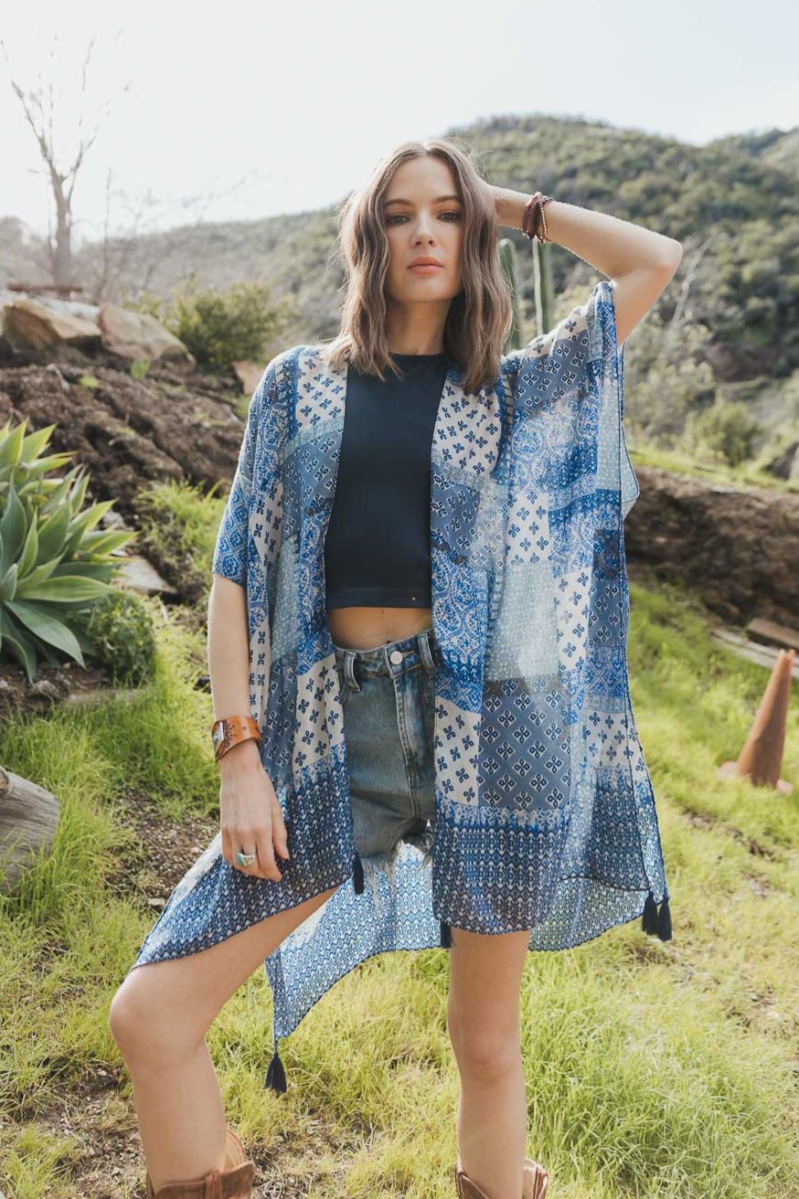 Color Graded Patchwork Kimono Kimono Leto Collection Blue  