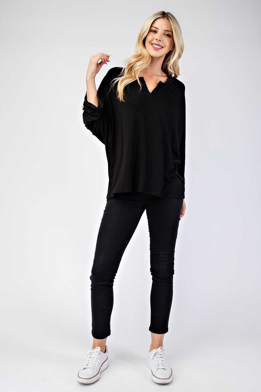 Blusa Celeste de manga tres cuartos con muescas y talla grande