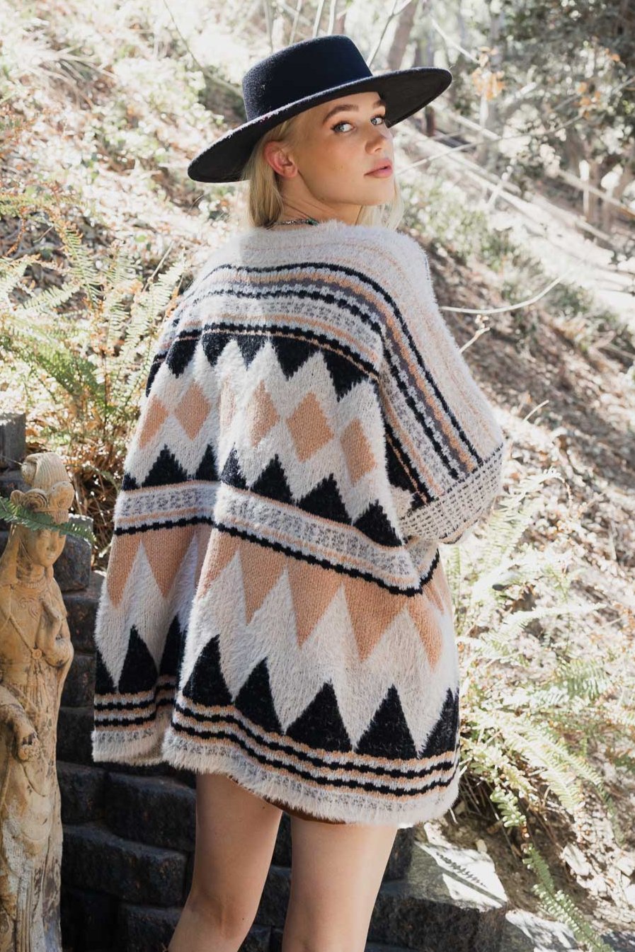 Faux Hair Aztec Pocket Ruana - NeoKira Unlimited