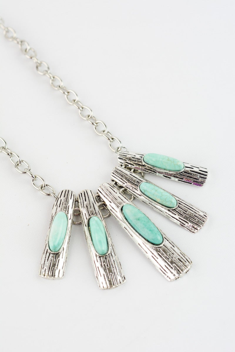 Five-Piece Turquoise Pendant Necklace Necklaces Leto Collection   