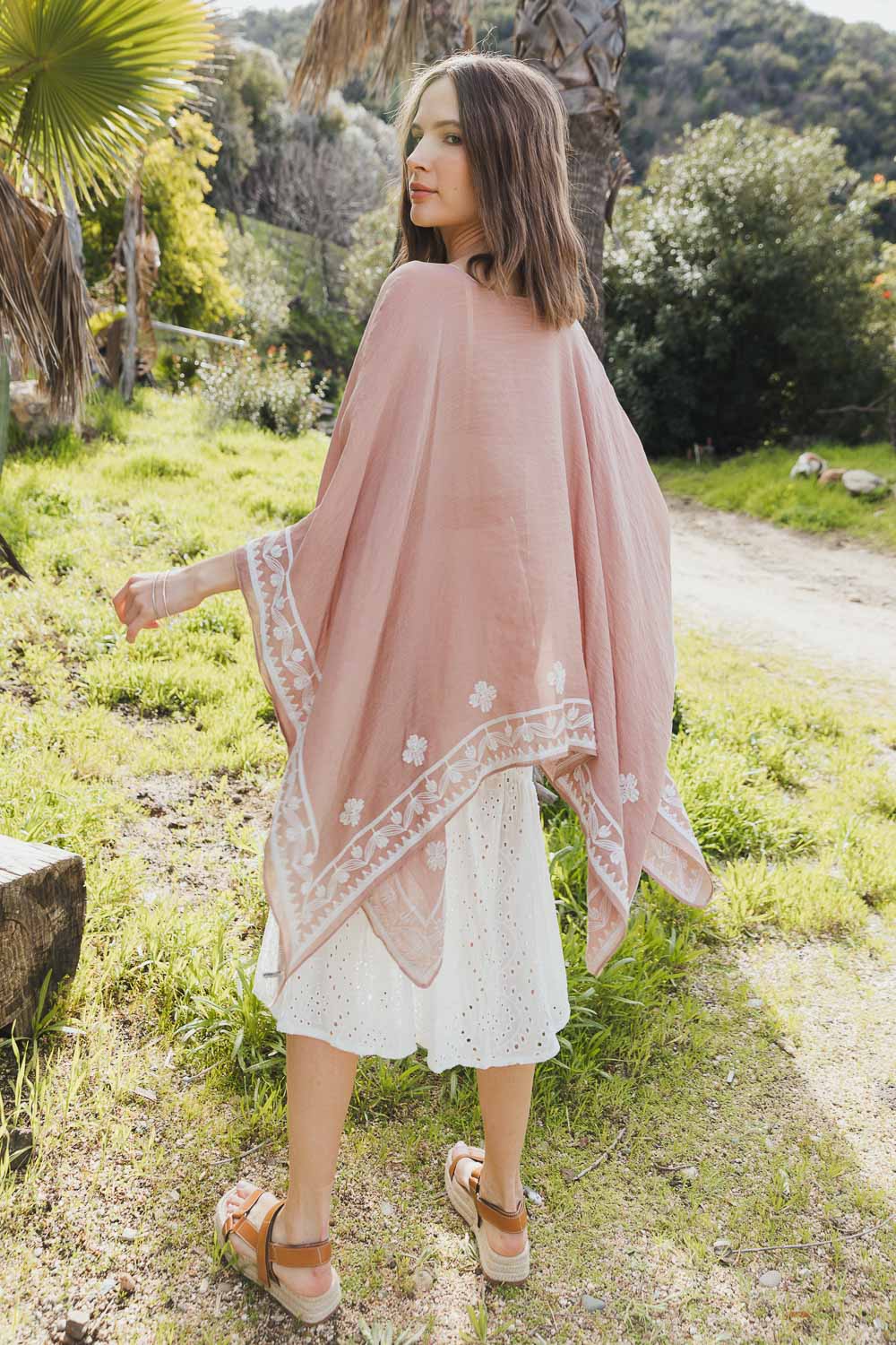 Floral Embroidered Sleeves Kimono - NeoKira Unlimited