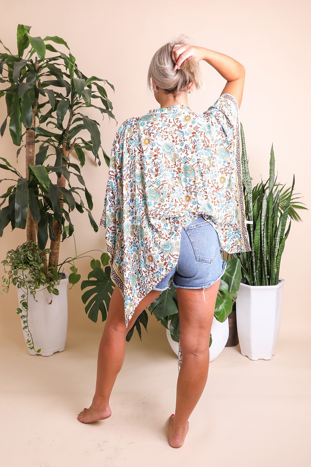 Floral Front Tie Kimono Wrap Kimono Leto Collection   