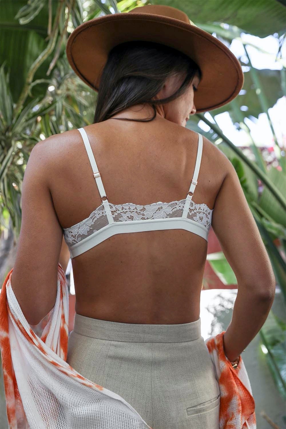 Floral Lace Strappy Bralette - NeoKira Unlimited