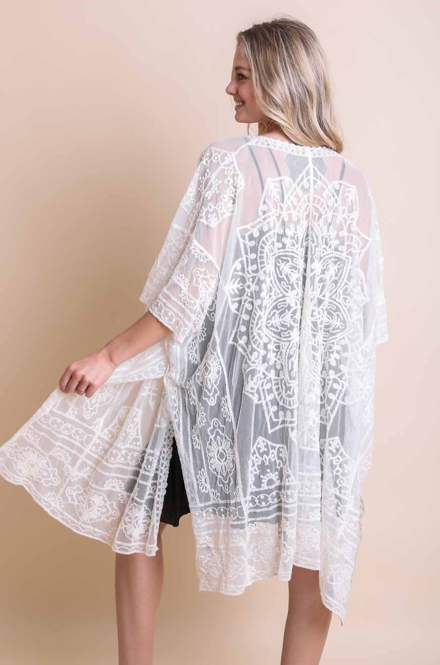 Floral Mandala Mesh Kimono Ponchos Leto Collection   