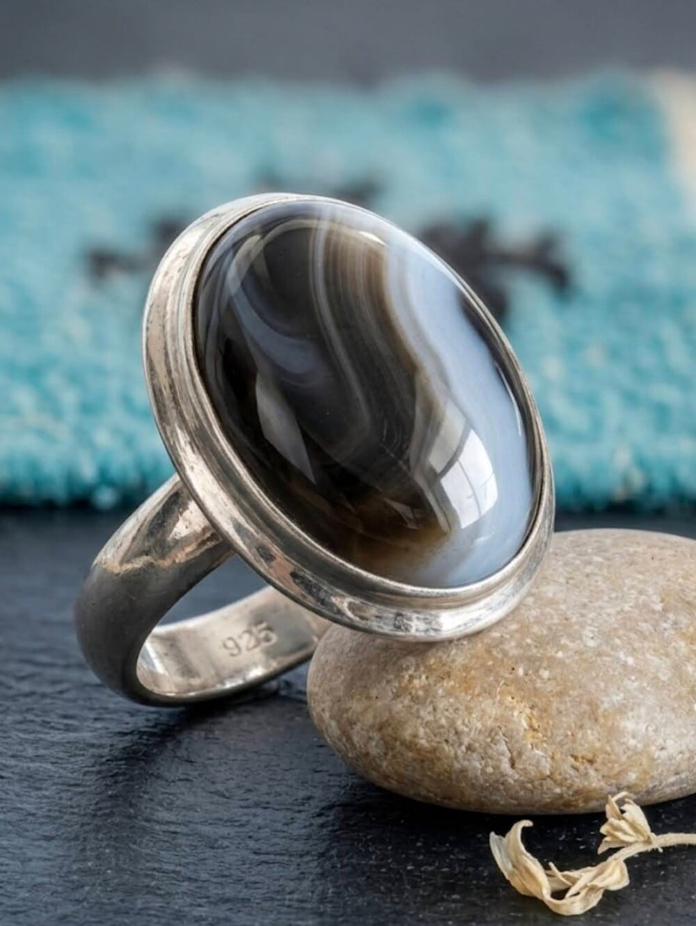 925 Sterling Silver Banded Agate Statement Ring Vintage Bohemian Oval - NeoKira Unlimited