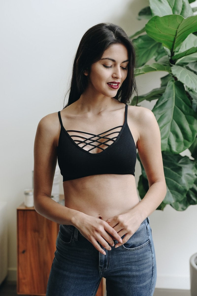 Interwoven Strappy Front Bralette Bralette Leto Collection XS/S Black 