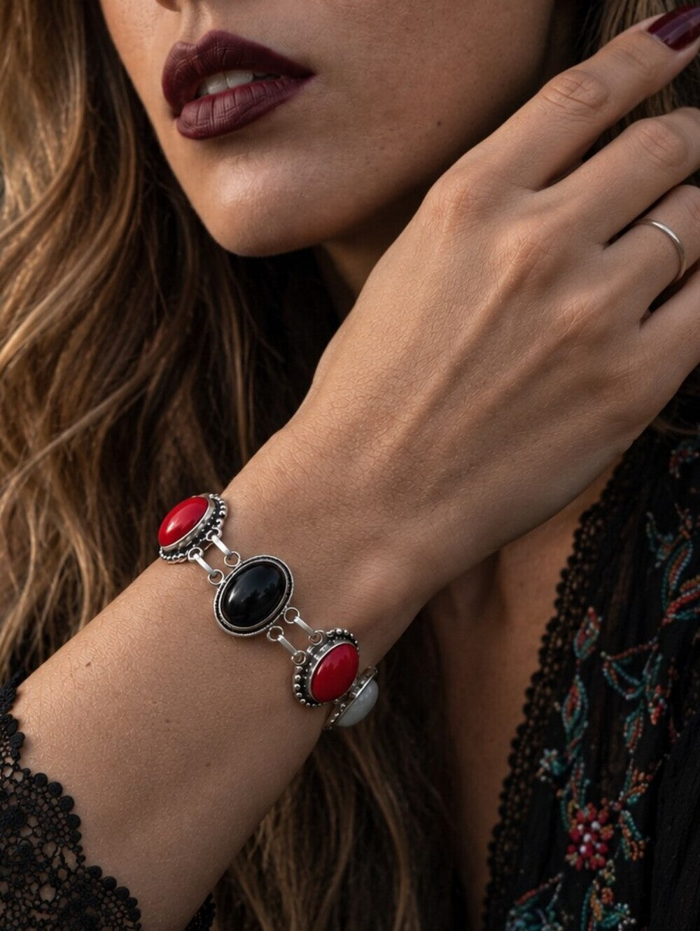 Sterling Silver Bracelet Black Onyx Red Coral Moonstone 925 Artisan Toggle 7" - NeoKira Unlimited