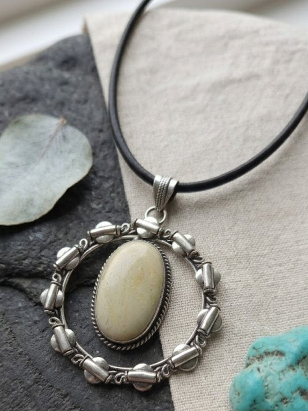 925 Sterling Silver Cream Jade Style Oval Pendant Leather Cord Boho Western 18" - NeoKira Unlimited