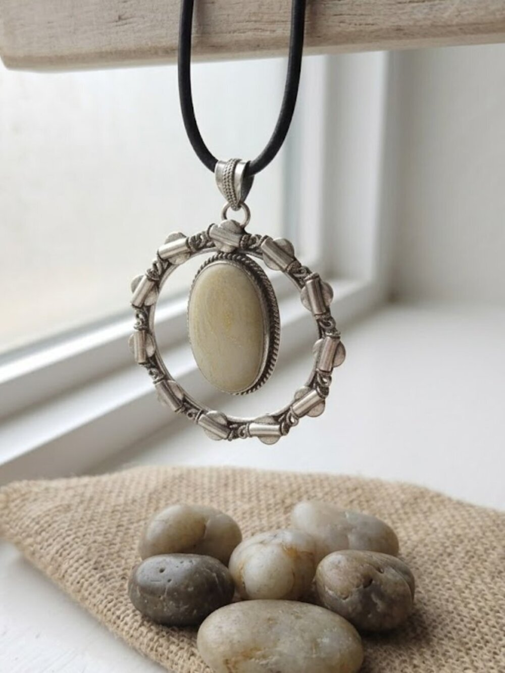 925 Sterling Silver Cream Jade Style Oval Pendant Leather Cord Boho Western 18" - NeoKira Unlimited
