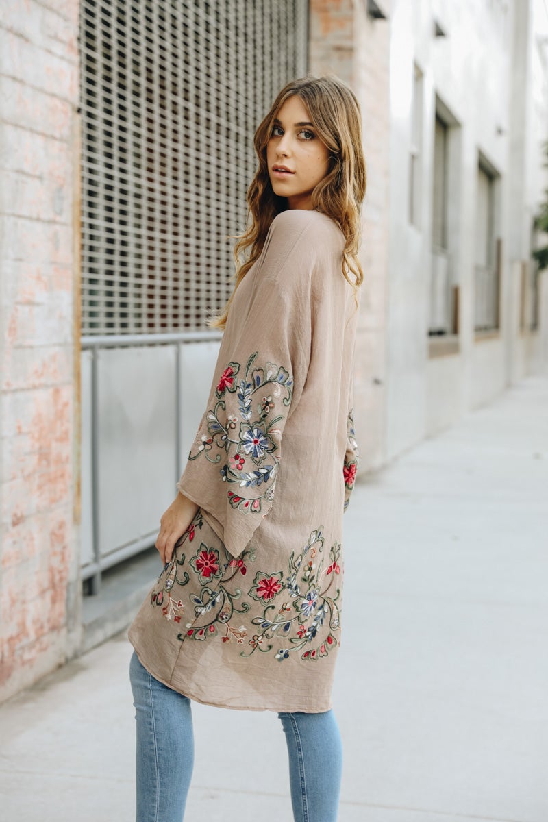 Long Floral Kimono Cardigan Kimono Leto Collection   