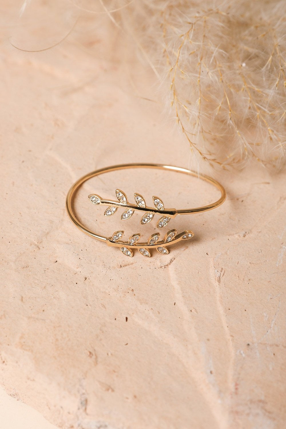 Olive Branch Minimal Bracelet - NeoKira Unlimited