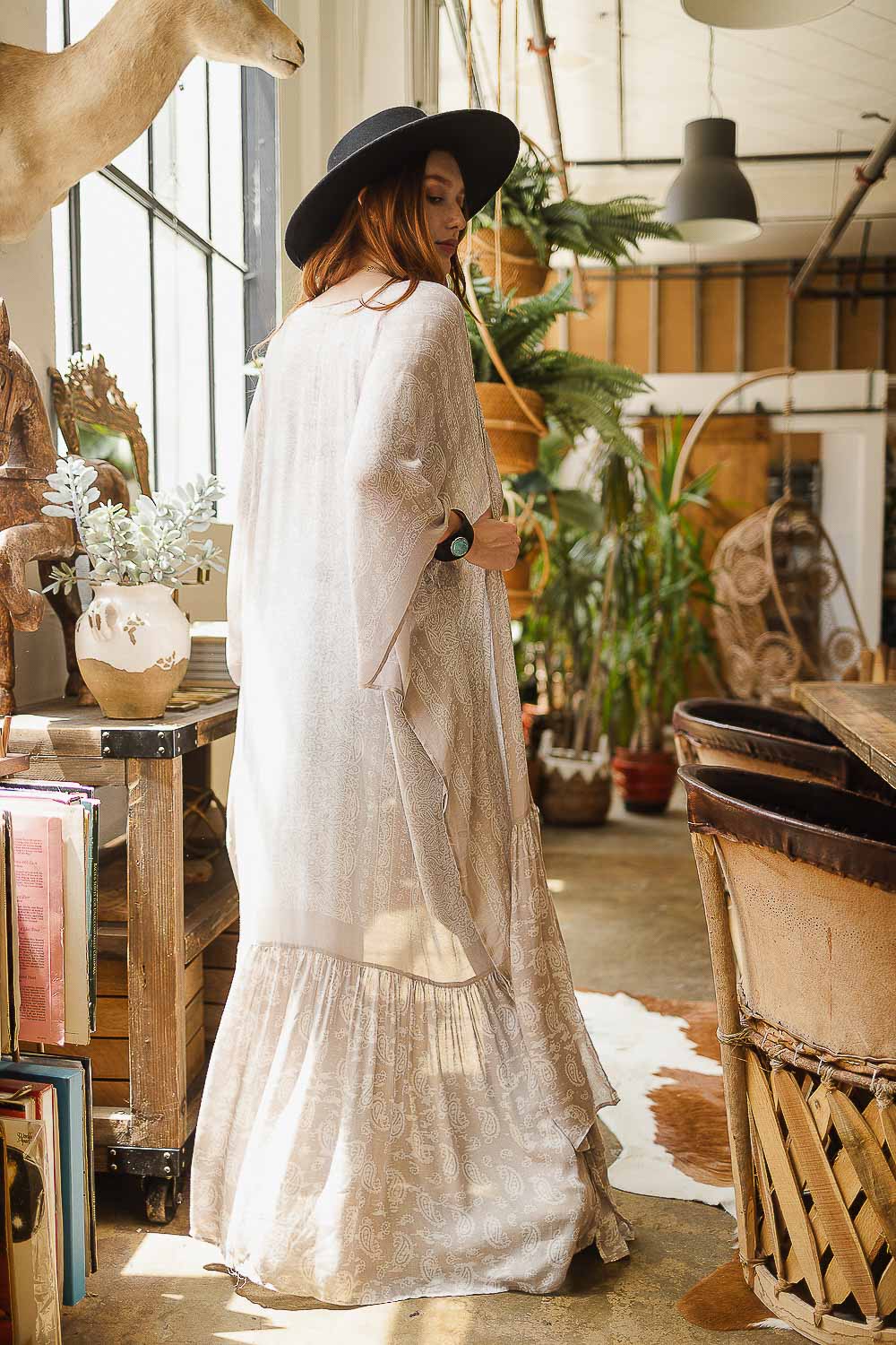 Paisley Free Flow Kimono - NeoKira Unlimited