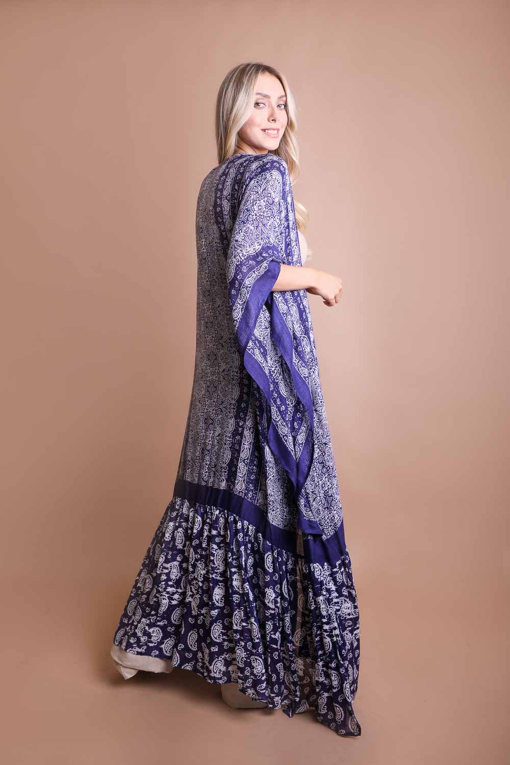 Paisley Free Flow Kimono - NeoKira Unlimited
