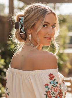 Geometric Pattern Hair Claw Clip – Stylish Blue & Brown Design - NeoKira Unlimited