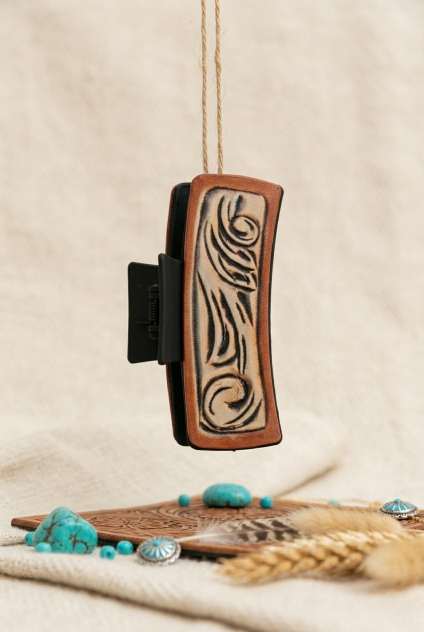 Windy Desert Hair Claw Clip – Unique Swirl Styling Accessory - NeoKira Unlimited