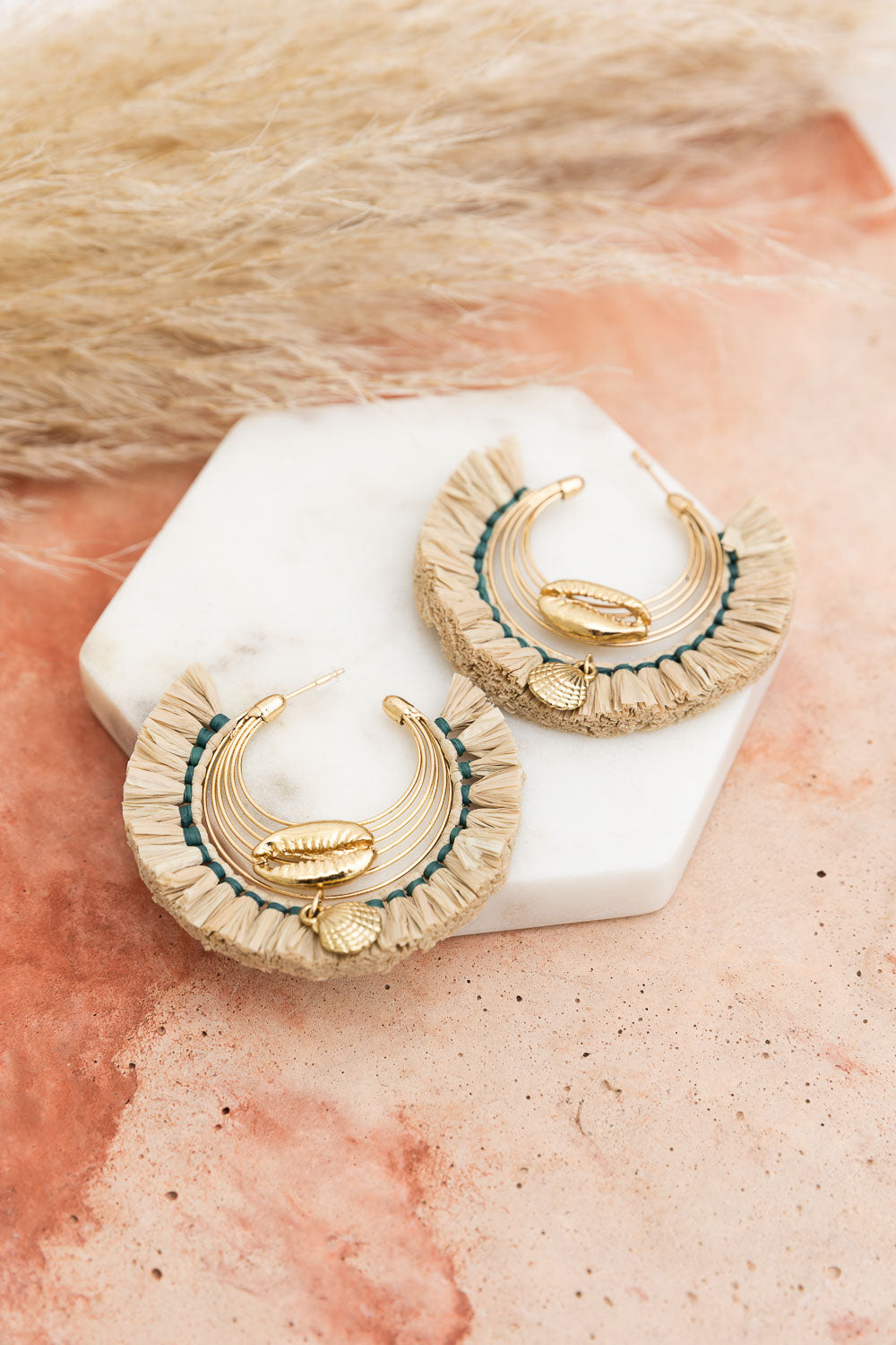 Seashell Raffia Earrings - NeoKira Unlimited