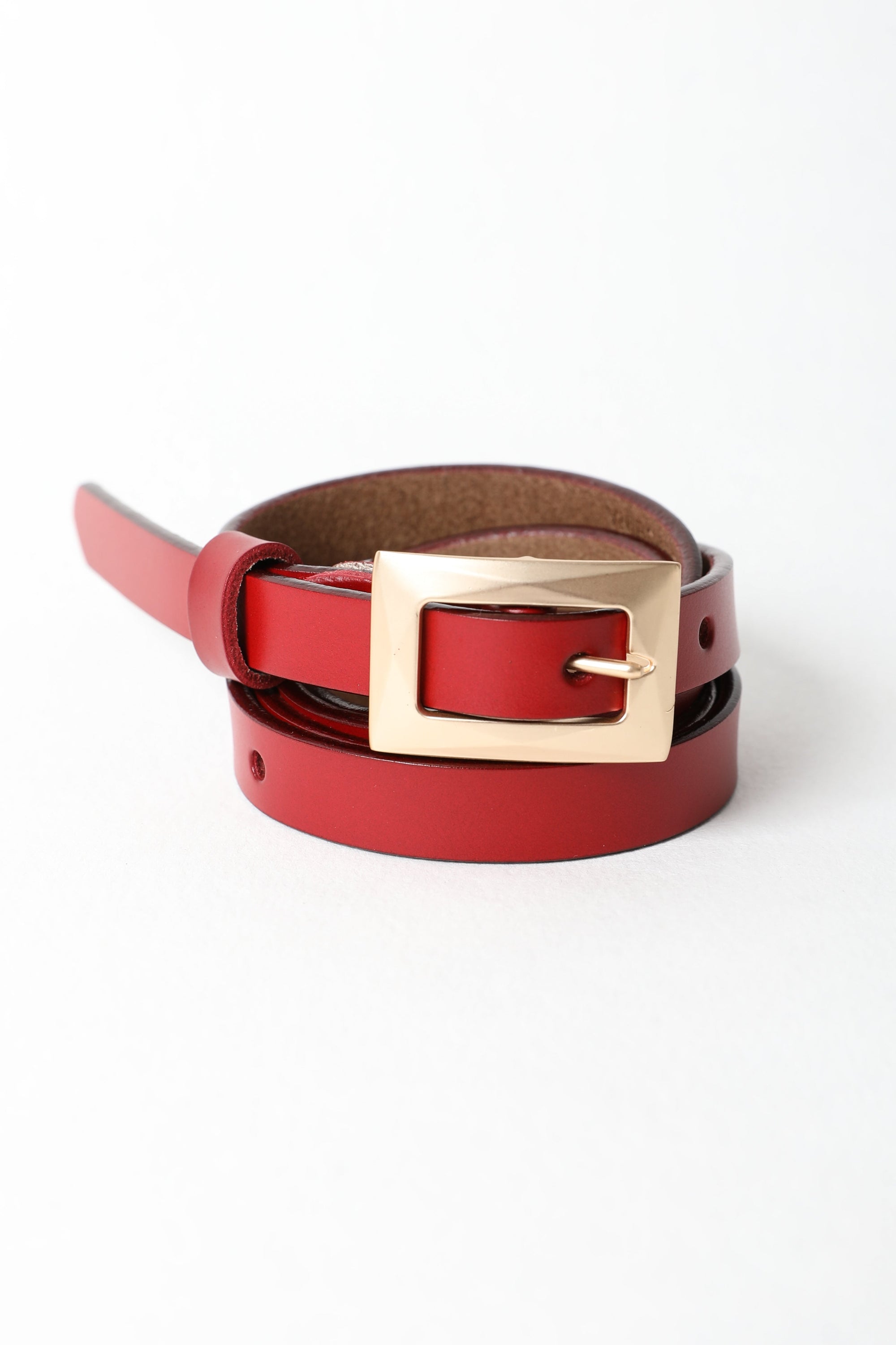 Gold Buckle Skinny Belt – Chic and Elegant - NeoKira Unlimited