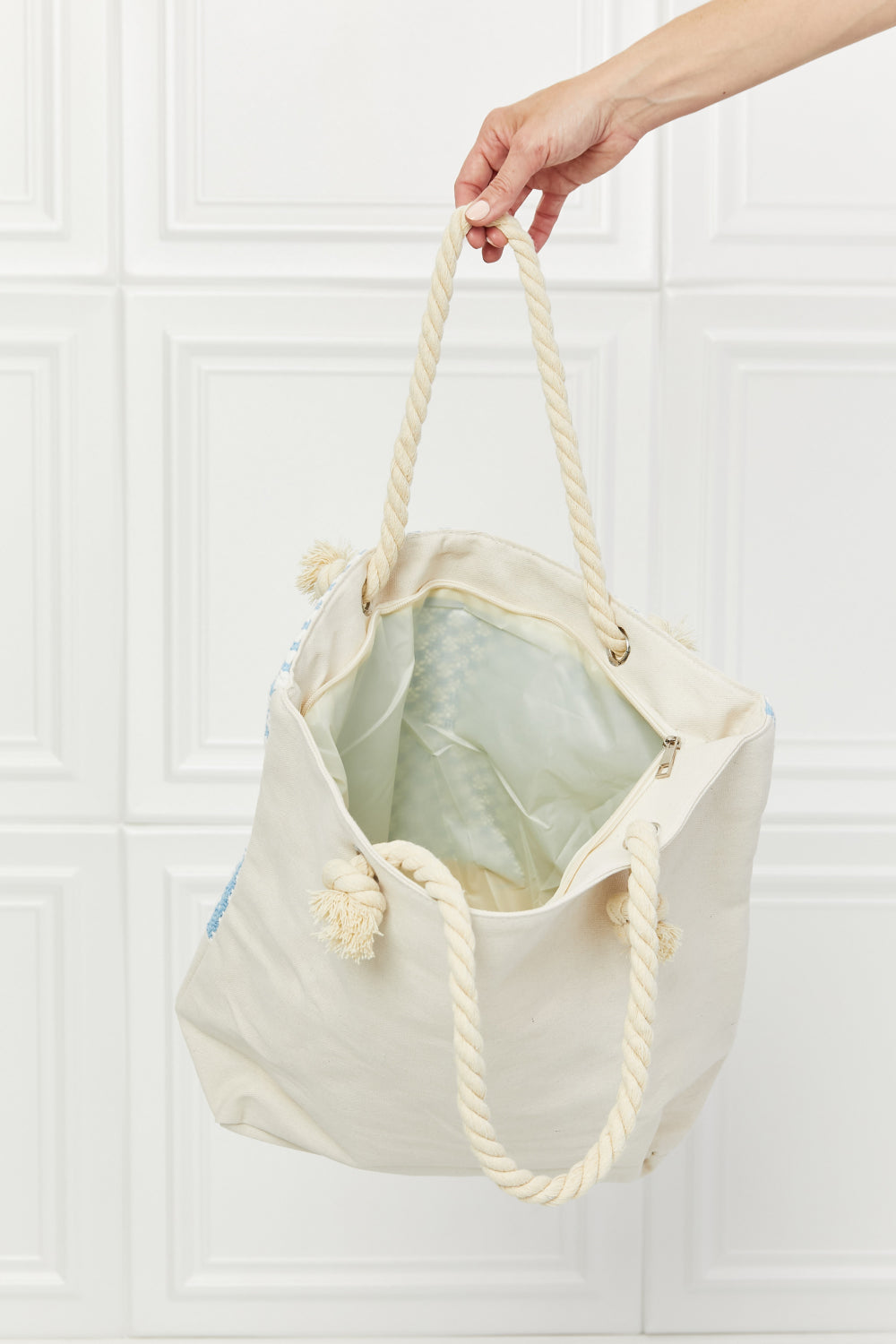 Justin Taylor Picnic Date Tassel Tote Bag Tote Bag Trendsi   