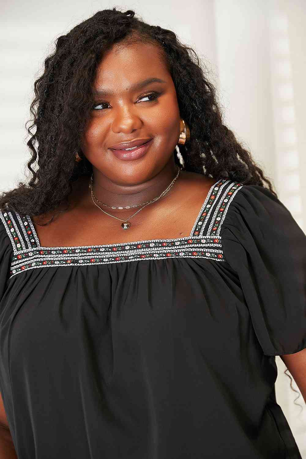 Honey Contrast Square Neck Puff Sleeve Blouse - NeoKira Unlimited