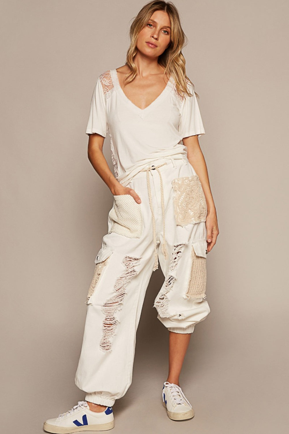 POL V-Neck Short Sleeve Lace Trim Top - NeoKira Unlimited