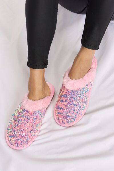 Forever Link Sequin Plush Round Toe Slippers - NeoKira Unlimited